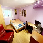 3 Z Moderne Wellnesswohnung - Sauna, Kamin, Parkplaetze 65M2 Bis 6 Per
