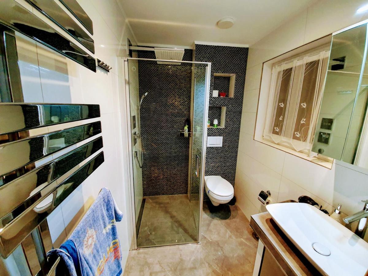 Appartement 3 Z Moderne Wellnesswohnung - Sauna, Kamin, Parkplatze 65m2 Bis 6 Per Munich